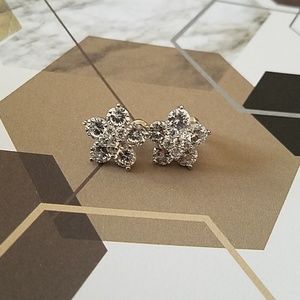 Rhinestone flower post earrings